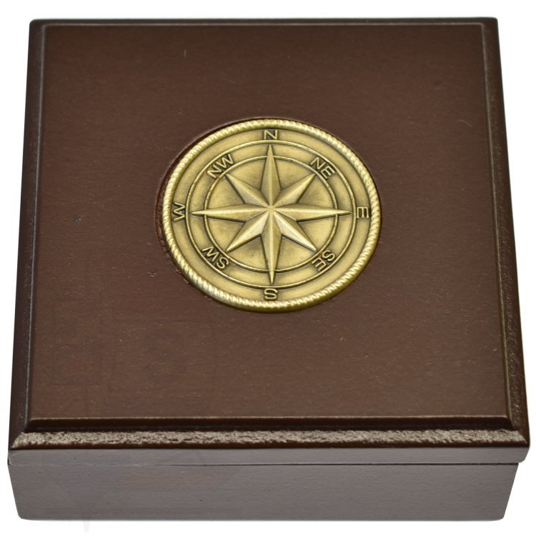 Kompass in Holzbox 8cm